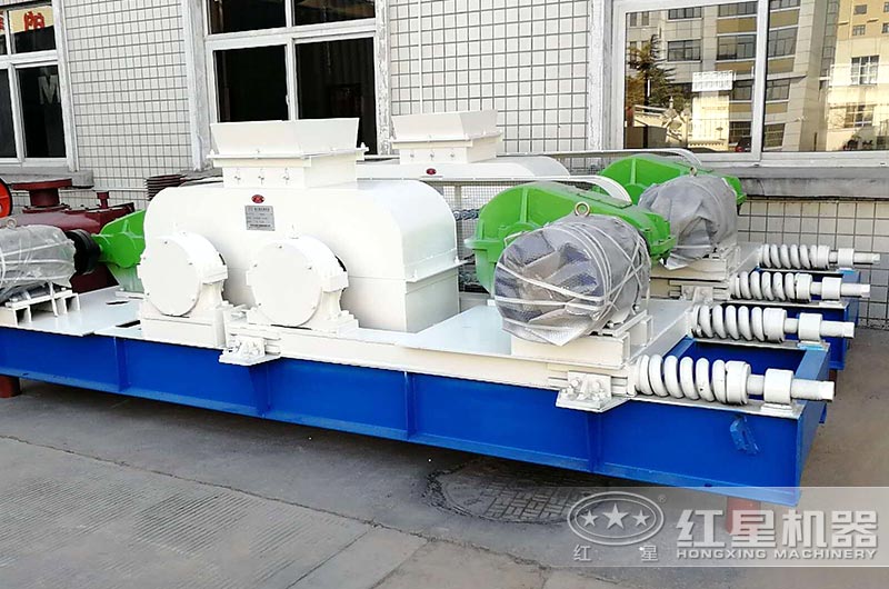 每小时200吨对辊制砂机多少钱一台？附型号和技术参数