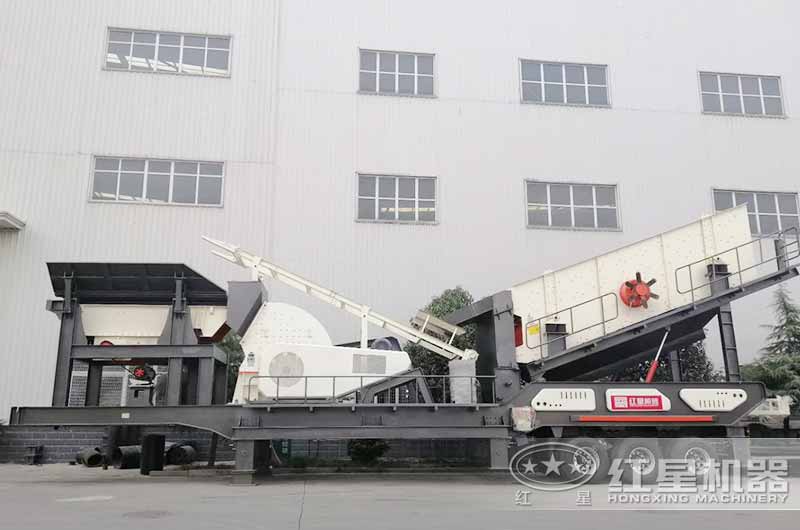 与给料机、破碎机一起搭载的新型车载可移动筛砂机