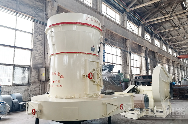 雷蒙磨设备型号参数及优势有哪些，用它制粉可达环保标准吗？
